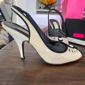 Marc Jacobs White Patent Leather Slingback Kitten Heels Sz 6.5